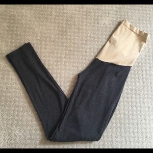 Motherhood Maternity Leggings SIZE M